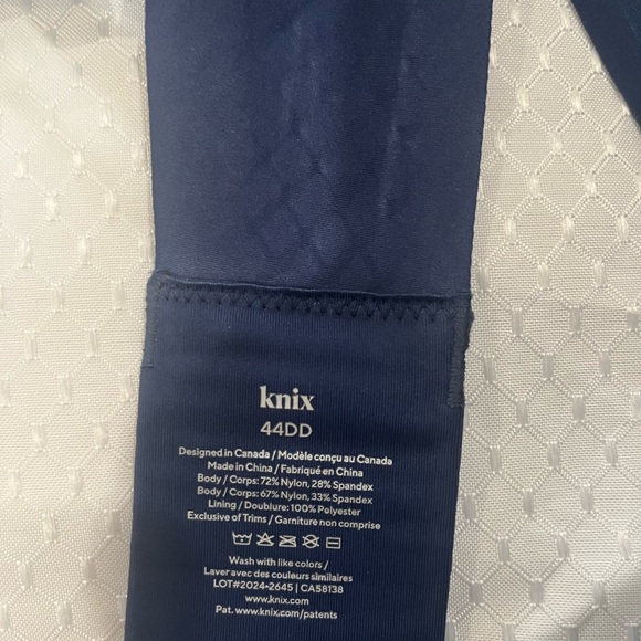 Knix Contour Wireless Blue Closure Bra 44DD - Picture 4 of 4